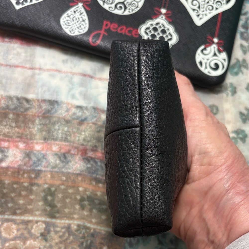 Brighton 2 for 1 Bag set! Holiday Clutch & pebbled/ patent leather coin purse 😁 - Picture 13 of 15